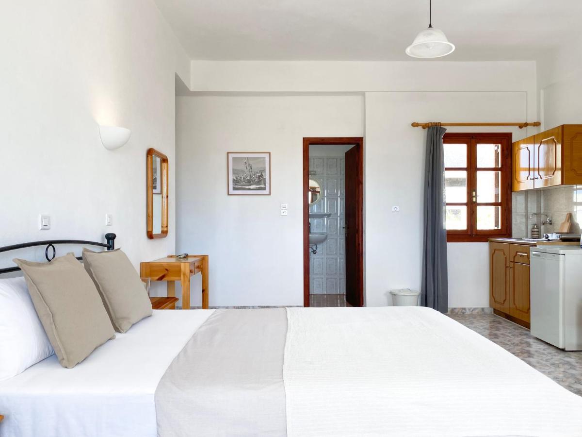 Almyra Villa Perissa  Exterior foto
