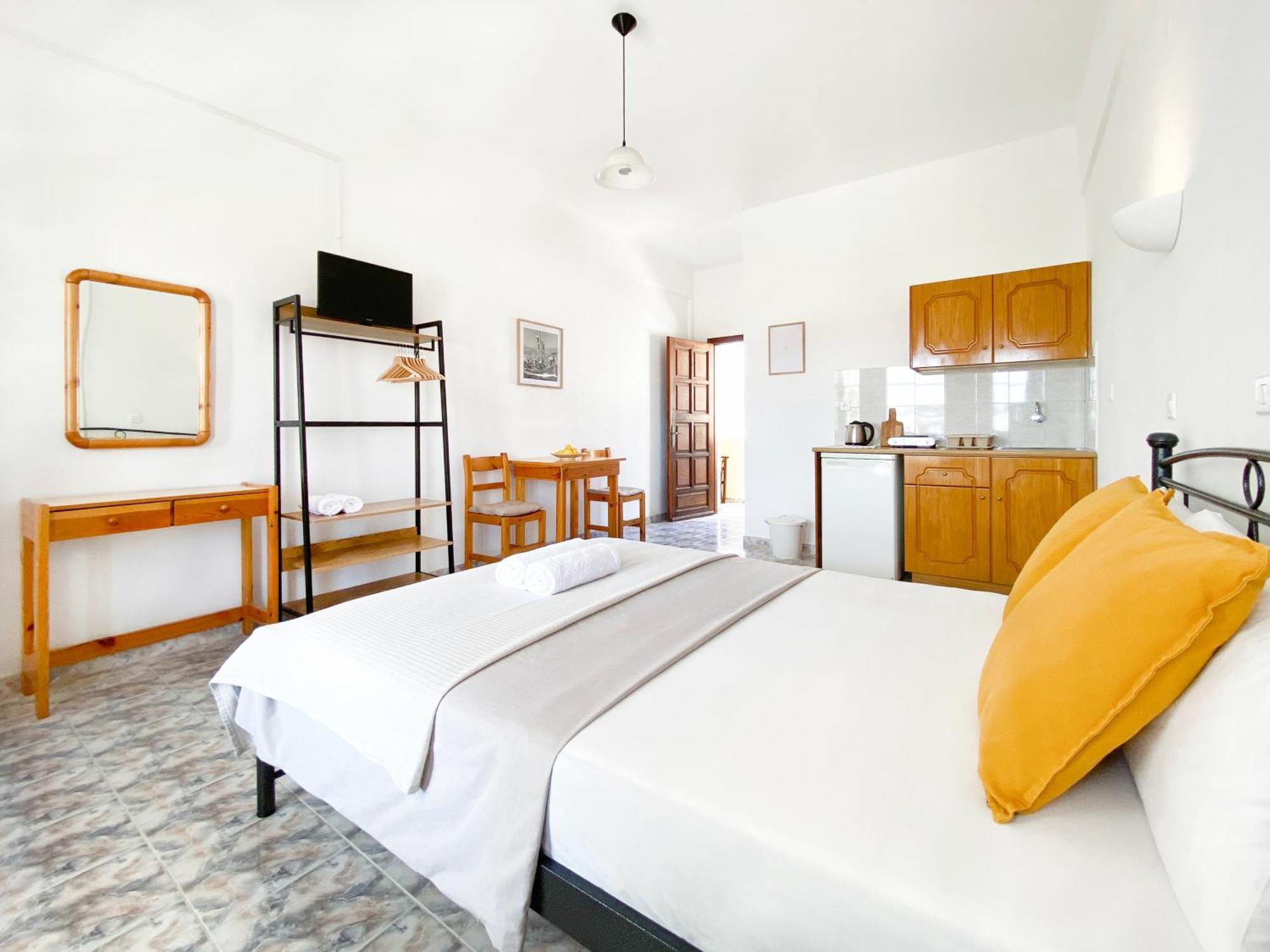 Almyra Villa Perissa  Zimmer foto