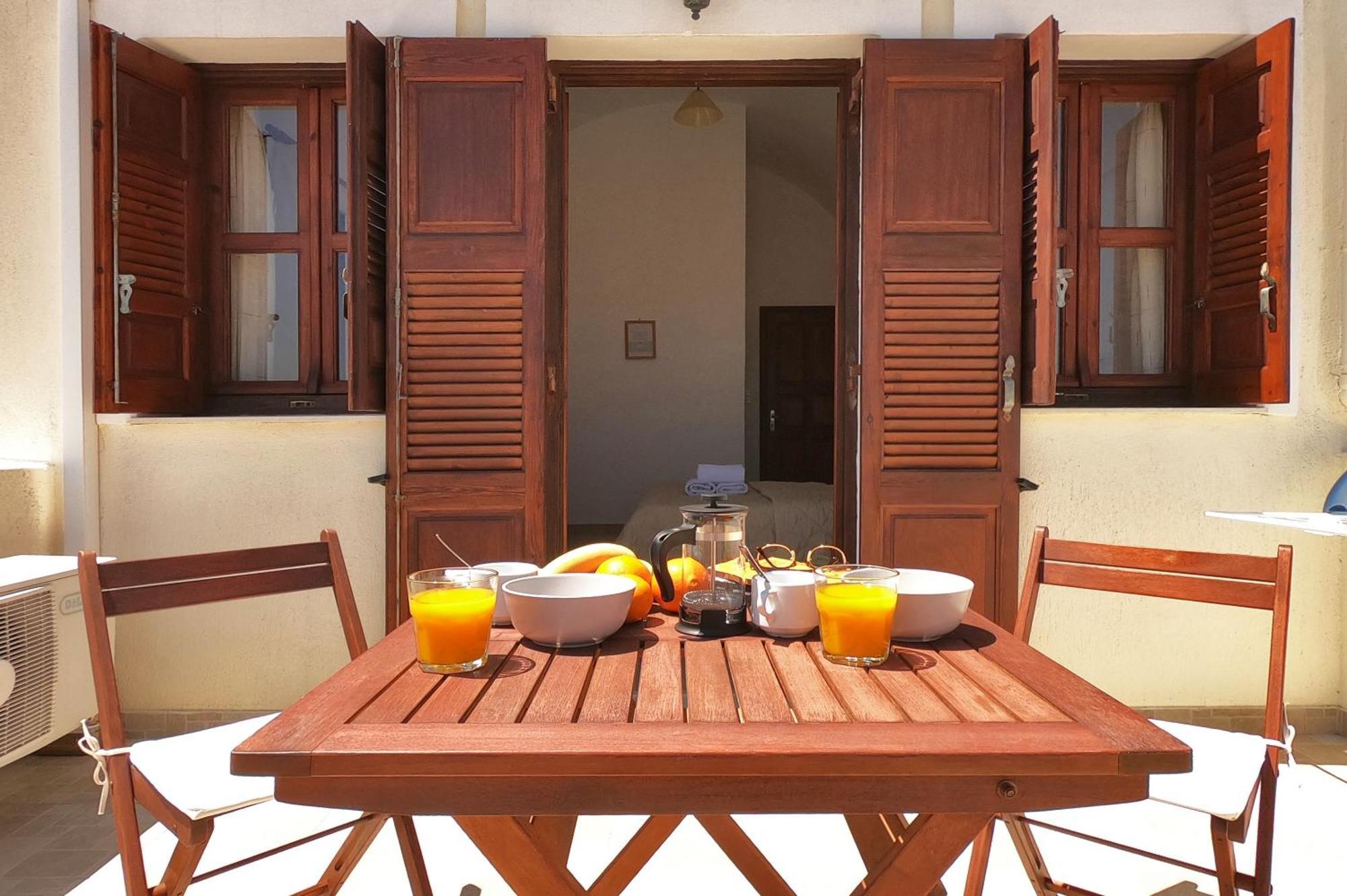 Almyra Villa Perissa  Zimmer foto